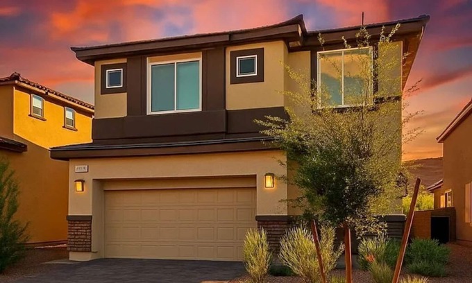 Pittmann House | Fabulous 4-bedroom house with AC in Henderson