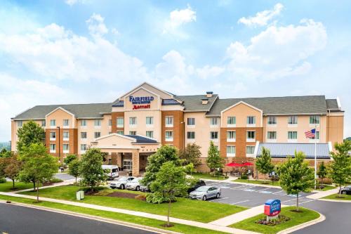 Madison Hotel | Fairfield Inn and Suites by Marriott Madison East