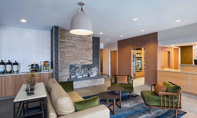 Waldron Hotel | Fairfield Inn By Marriott Kansas City Airport