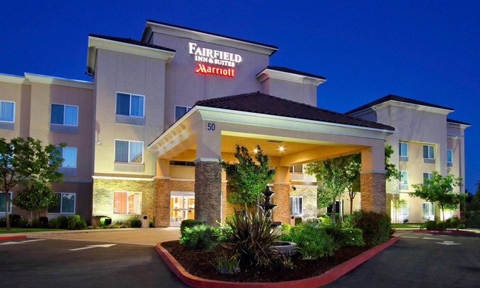 Clovis Hotel | Fairfield Inn & Suites by Marriott Fresno Clovis