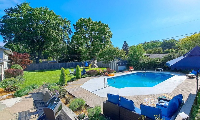 Stevensville House | Fall 2 nt min Serene home heated pool close to wine trail large fenced yard