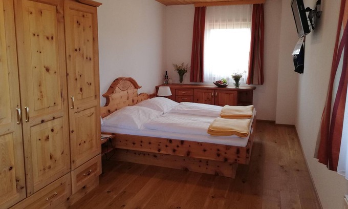 Albeck Cottage | Familienzimmer, Dusche Oder Bad, WC, Bergseite - Hotel Stoichart
