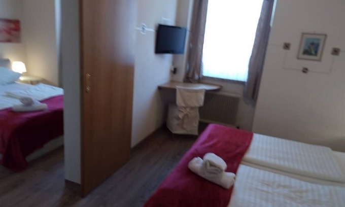 Bad Kleinkirchheim Bed & Breakfast | Familienzimmer Typ C - Hotel Kirchenwirt
