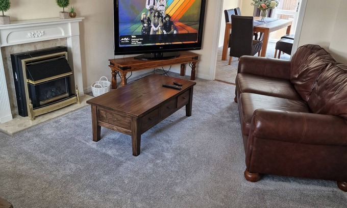 Thetford House | Family friendly holiday home