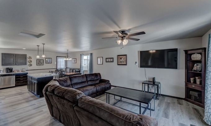 Rapid City House | Family Friendly, Locally Owned, Home on a Hill!