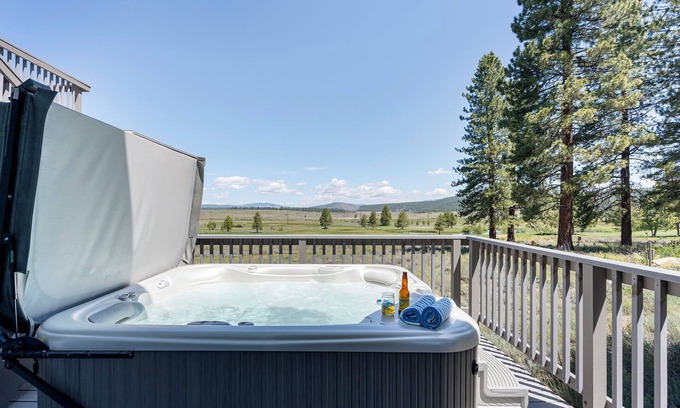 Truckee House | Family-Friendly Northstar Chalet | Hot Tub, AC, Fireplace, Club Access, Scenic V