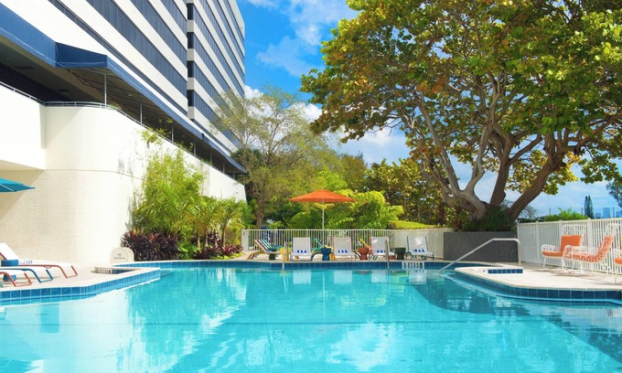 Seybold Hotel | Family & Friends Getaway! 4 Relaxing Units, Virtual Tour Inside!