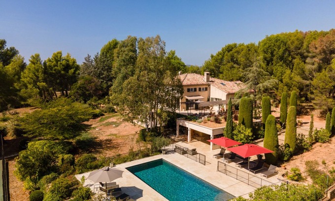 La Ciotat House | Family house 8 bedrooms sea view, exceptional site swimming pool tennis janitor