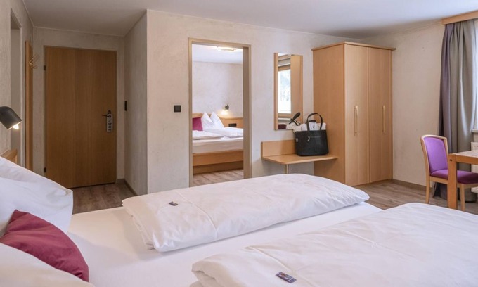 Achenkirch House | Family room, shower, WC, terrace up to 2 nights - Hotel Acherl