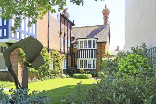 Southwold Apartment | Far View Two