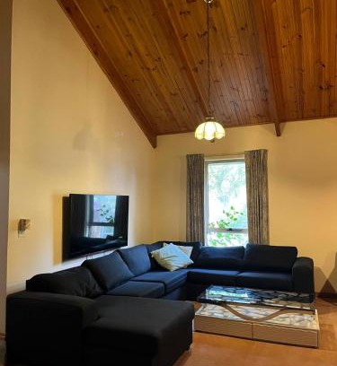 Brown Hill House | Farm-stay delight