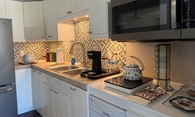 Ramona Apartment | Farm Stay in Ramona