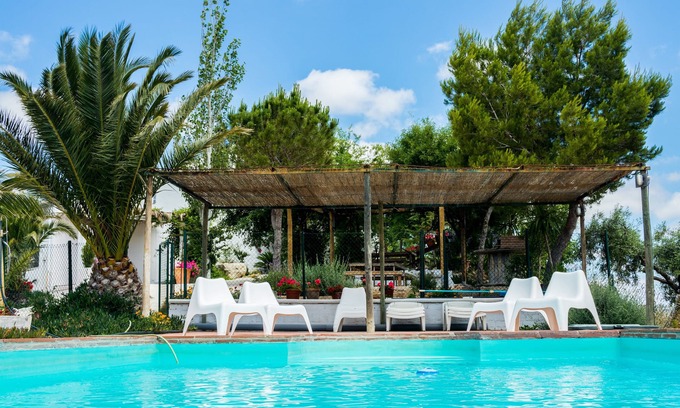 Pruna House | Farmhouse in private estate, with mountain views and pool