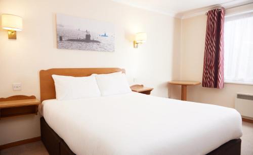 Portsmouth Hotel | Farmhouse Innlodge by Greene King Inns