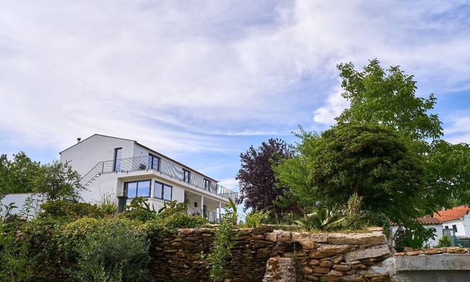 Cardielos Other | Farmhouse 'Sky House By Everkind' with Mountain View, Wi-Fi and Air Conditioning