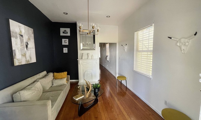 Faubourg Livaudais House | Faubourg Delassize 1400sf