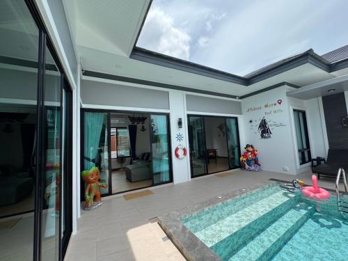 Khanom Villa | Fedora Moon Pool Villa Khanom
