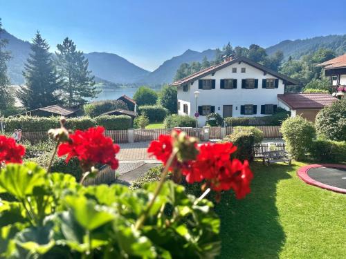 Schliersee House | Ferienhaus "Seeblick" direkt am Schliersee