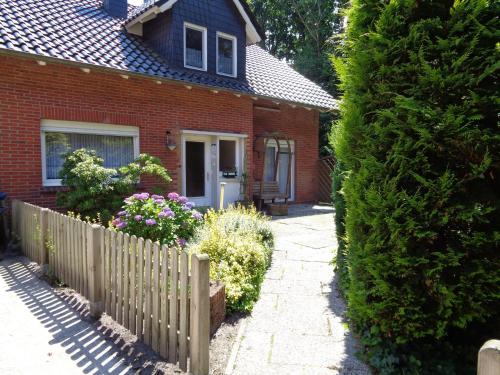 Papenburg Apartment | Ferienhof Schräder "Ol Huus baben"