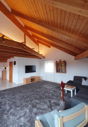 Aalen Apartment | Ferienwohnung AA-Waldhausen OG