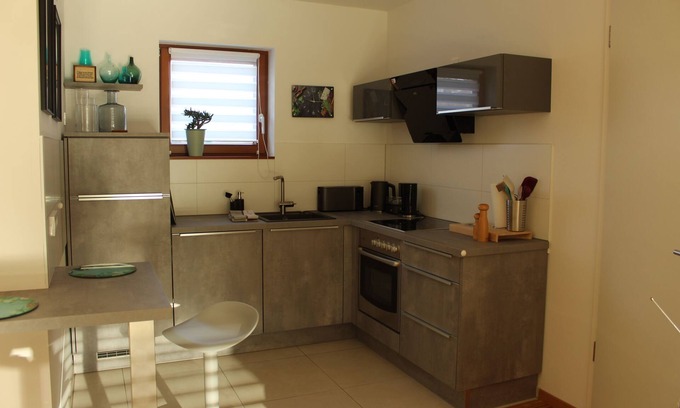 Bruhlervorstadt Apartment | Ferienwohnung Am Bonifaciusbrunnen