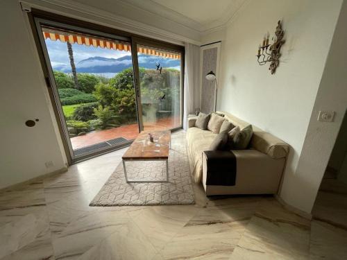 Brissago Apartment | Ferienwohnung Brissago