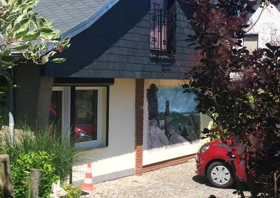 Kleinhennersdorf Apartment | Ferienwohnung Gürth