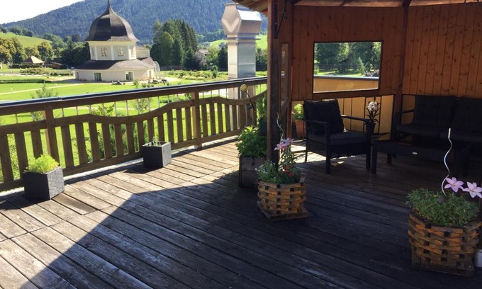 Sankt Lambrecht Apartment | Ferienwohnung Stiftsgartenblick