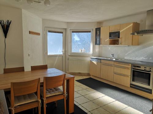 Ellboegen Apartment | Ferienwohnung Tanzer