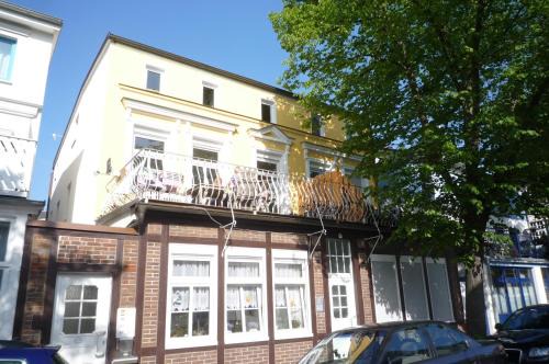 Warnemuende Apartment | Fewo Leuchtturm, ca 200m z. Strand
