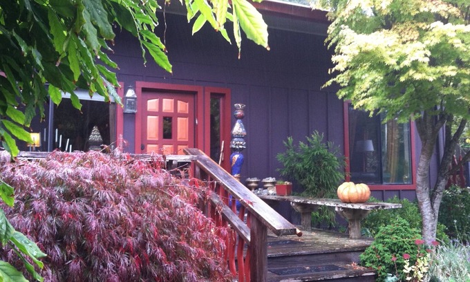 Jacoby Creek Apartment | Fickle Hill Sculpture Garden and Redwood Forest