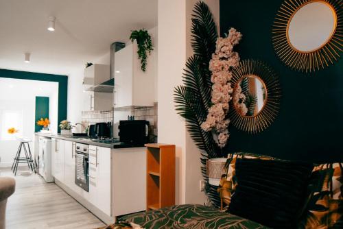 Huddersfield Apartment | Firdaus Central Huddersfield Apartments