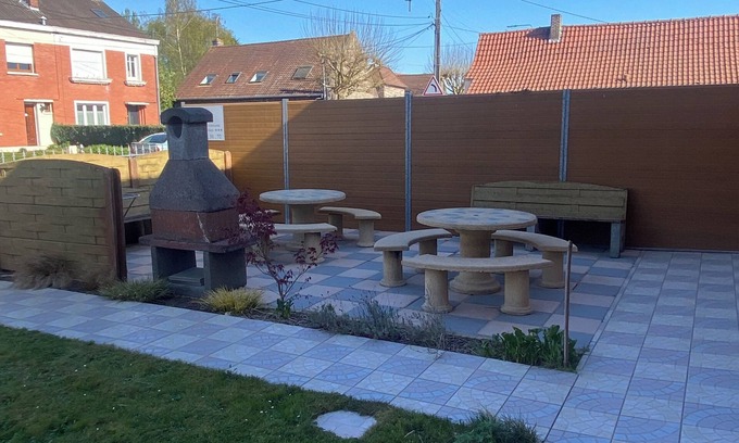 Saint-Amand-les-Eaux Apartment | First-floor studio 700 metres from the spa