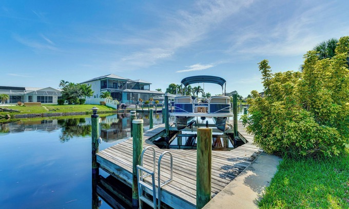 Yacht Club House | Fish On-Site, 2 Mi to Beach: Cape Coral Retreat!