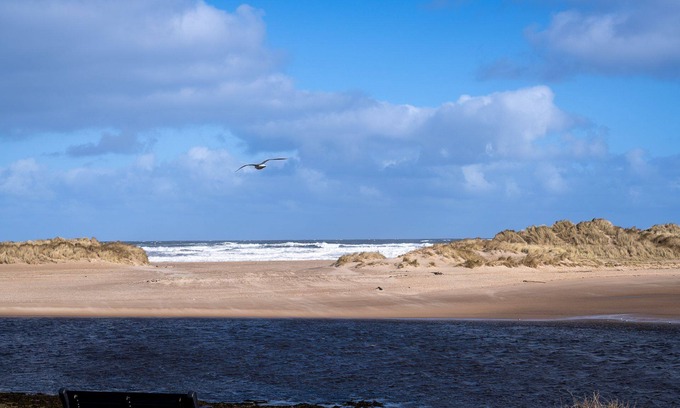 Lossiemouth Cottage | Fishermans Cottage - a cottage that sleeps 6 guests in 3 bedrooms