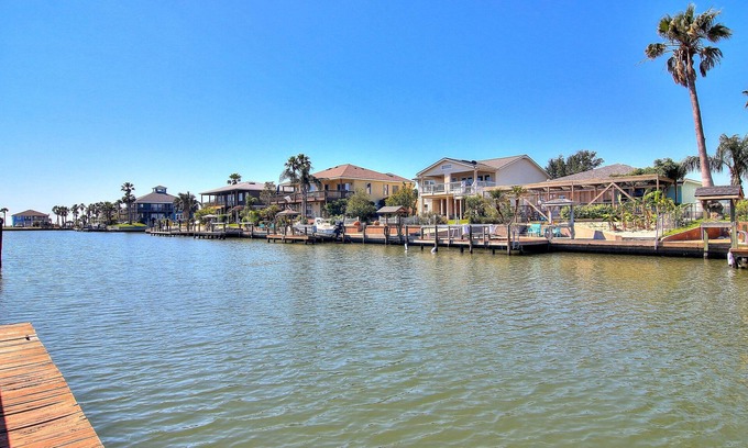 Rockport House | Fishin And Jamin 227rp 5 Bedroom Home by RedAwning