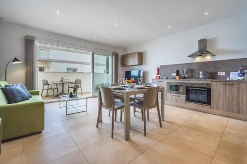 Mellieha Apartment | Fl 4 Thelodge-charming City Retreat By Homely