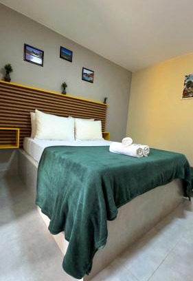 Cem Bracas Hotel | Flat Chamego Triplo