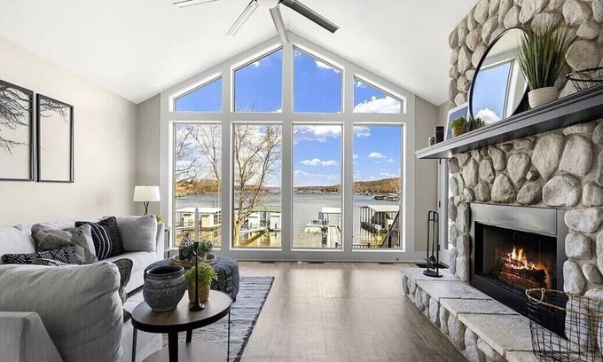 Gravois Mills House | Flat Lot, Private Dock & Incredible Views – Lakefront Perfection!