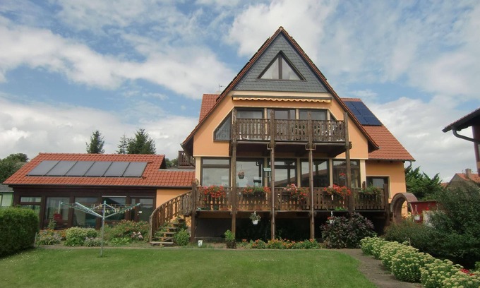 Radewege Apartment | Flat with a view of the water