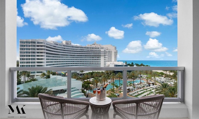 Miami Beach Apartment | FontaineBleau Resort, Balcony w/Pool & Ocean View