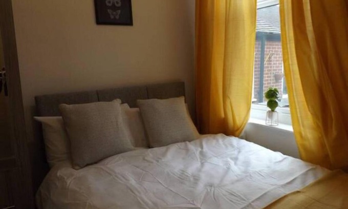 Stoke-on-Trent House | Forest Park House