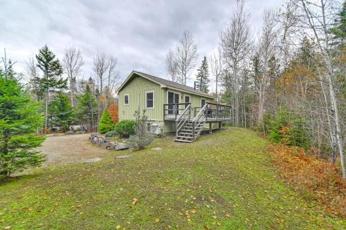 Carrabassett Valley House | Forest-View Hideaway 3 Mi to Sugarloaf Mountain!
