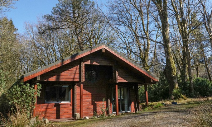 Salen Cottage | FORSA LODGE, pet friendly, with open fire in Salen, Isle Of Mull