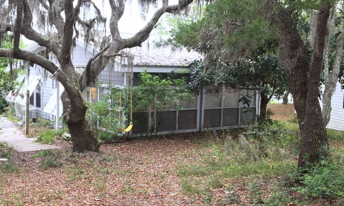 Fort Morgan House | Fort Morgan Waterfront Bay Cabin-Gulf beach. Private Comfy & Romantic Wifi Cable