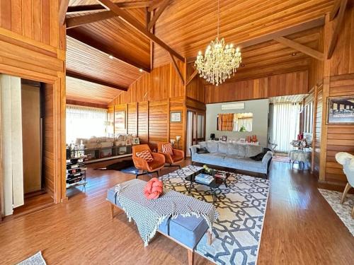 Araras House | Fortaleza da Paz