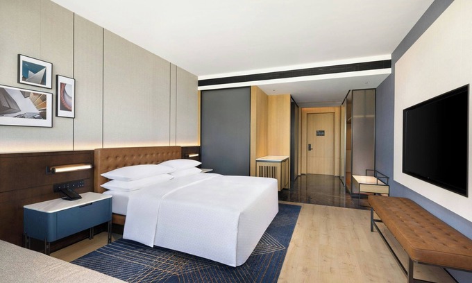 Wutongqiao District Hotel | Four Points By Sheraton Leshan