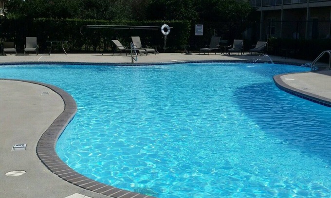 Gulf Shores Villa | FREE Sunshine! The Beach Is Calling!nTan Lines and Good Times!