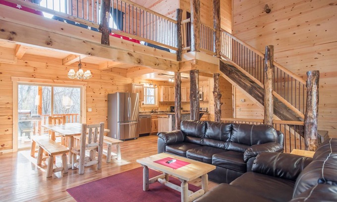 Rockbridge Cabin | Freedom Lodge by The Inn & Spa at Cedar Falls
