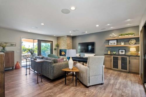 Encinitas House | Fresh & Modern 3BR - Just Blocks from Beach